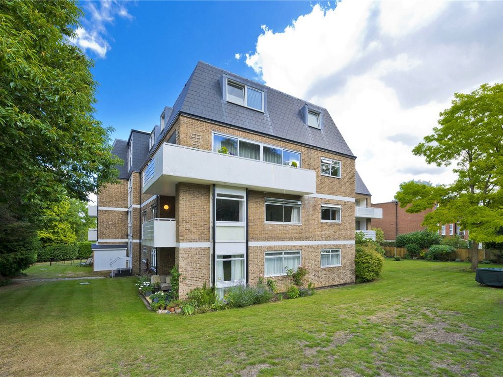 Pinecroft, St. Georges Road, Weybridge, Surrey KT13  