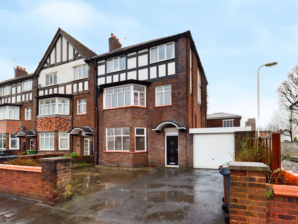 4 bed terraced house for sale in Queens Road, Southport PR9 Zoopla