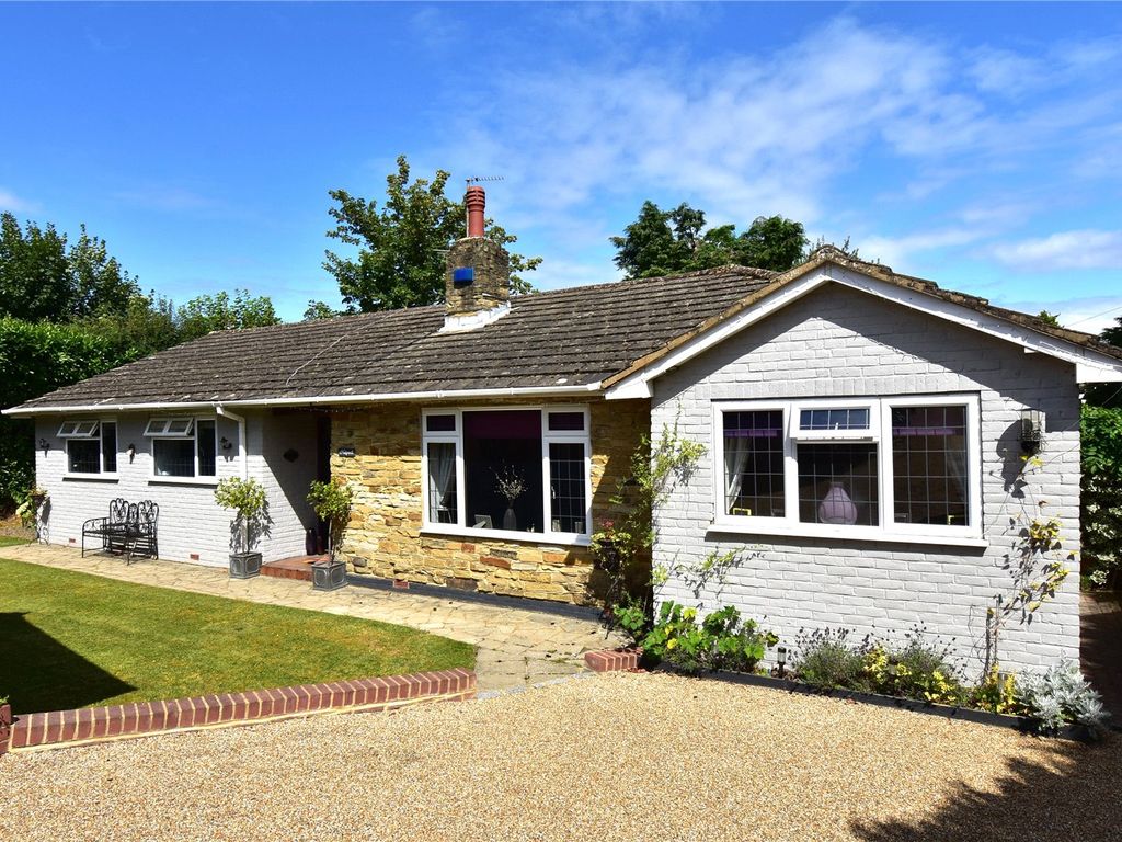 4 Bed Bungalow For Sale In Lordswell Lane Crowborough East Sussex Tn6