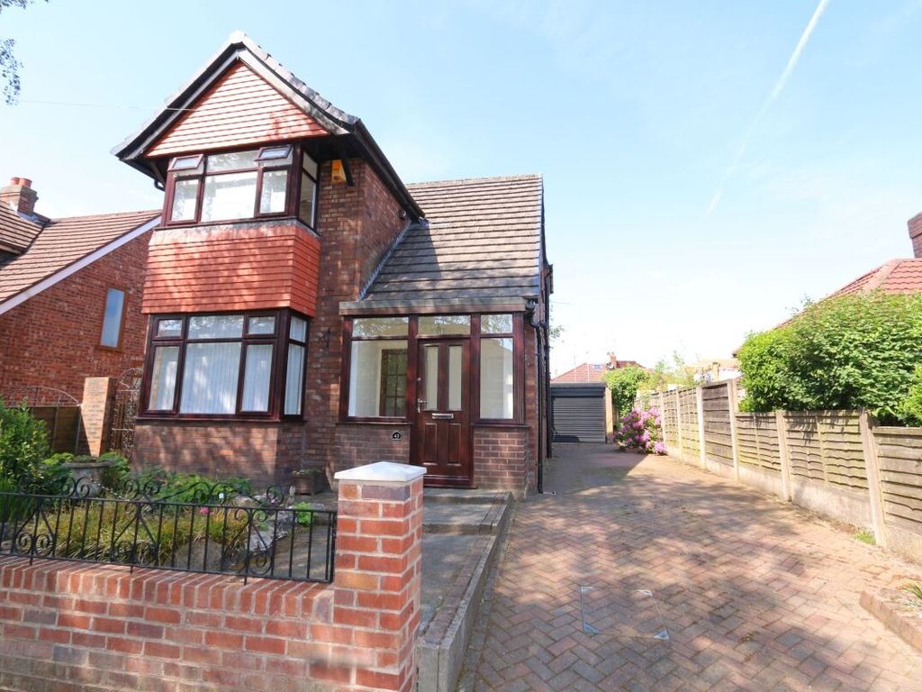 3 bed detached house for sale in Foxhall Road, Denton, Manchester M34