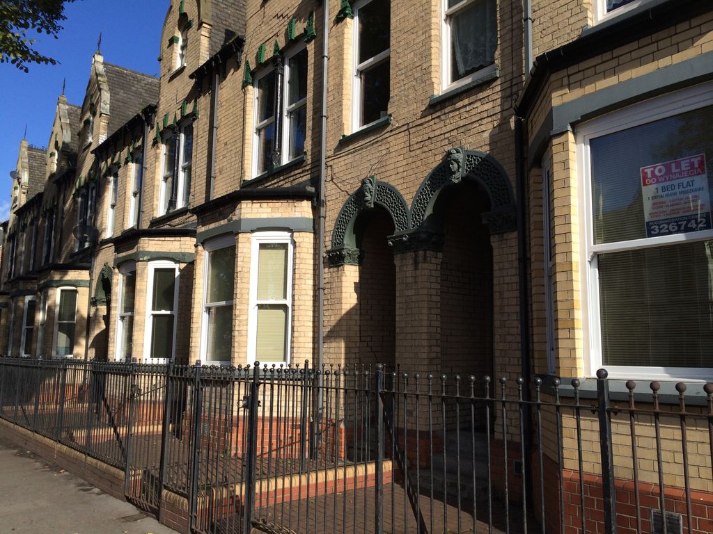 Studio to rent in Beverley Road, Hull HU5, £400 pcm Zoopla