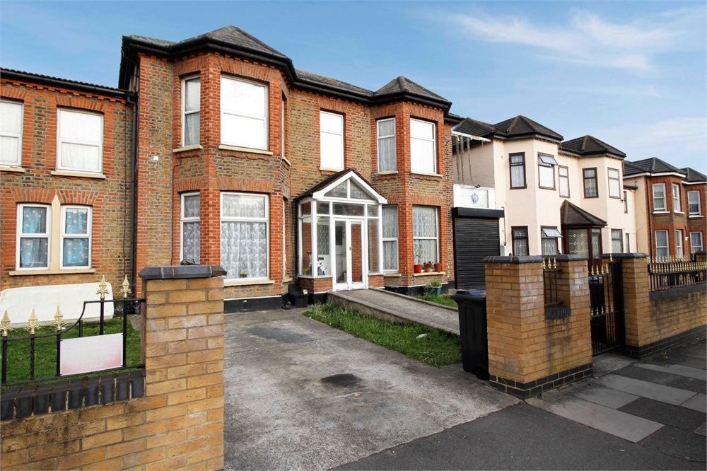 1 bed flat for sale in eastwood road, ilford, greater london ig3