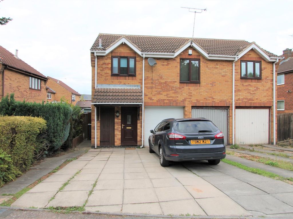 Buckingham Drive, Aylestone, Leicester LE2  