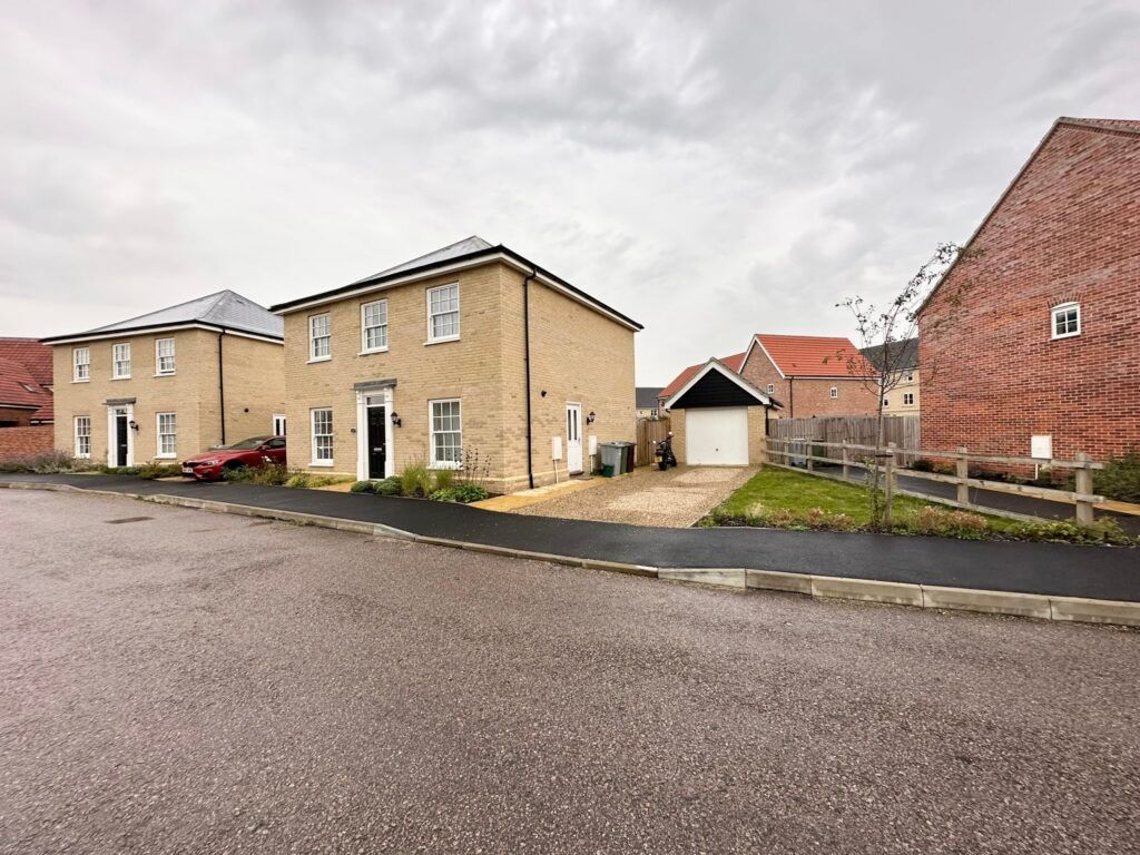 4 bed detached house for sale in Overstrand Way, Sprowston, Norwich NR7
