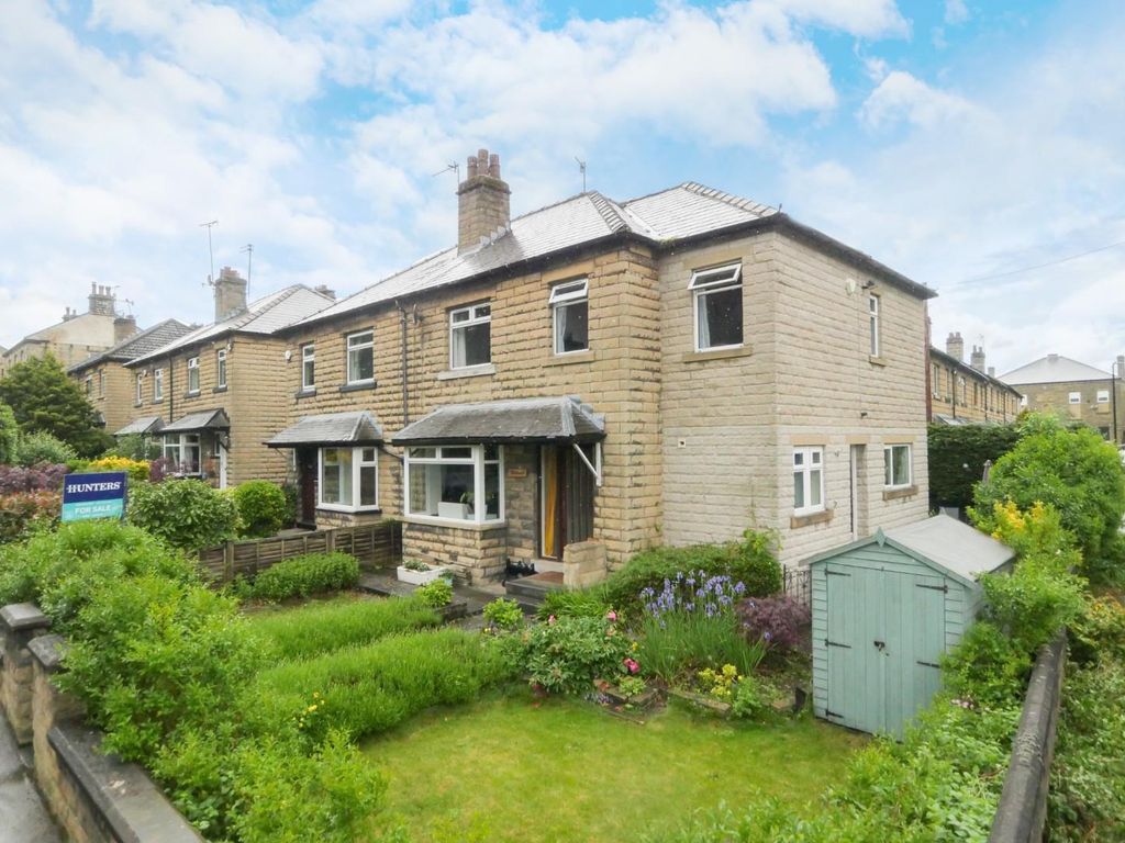 4 bed semidetached house for sale in New Street, Farsley, Pudsey LS28
