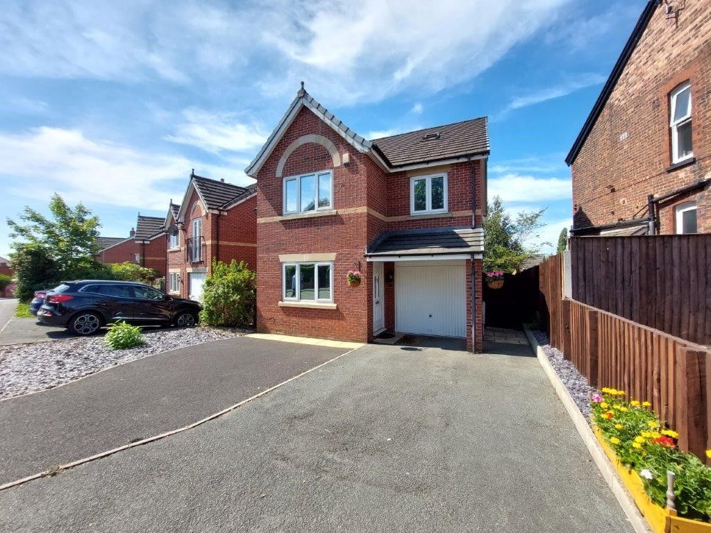 4 bed detached house for sale in Hill Lane, Blackley, Manchester M9