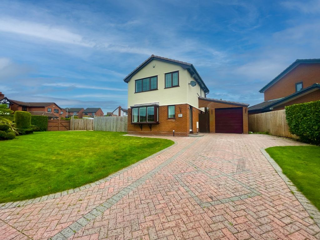 3 bed detached house for sale in Cherwell Road, Westhoughton, Bolton