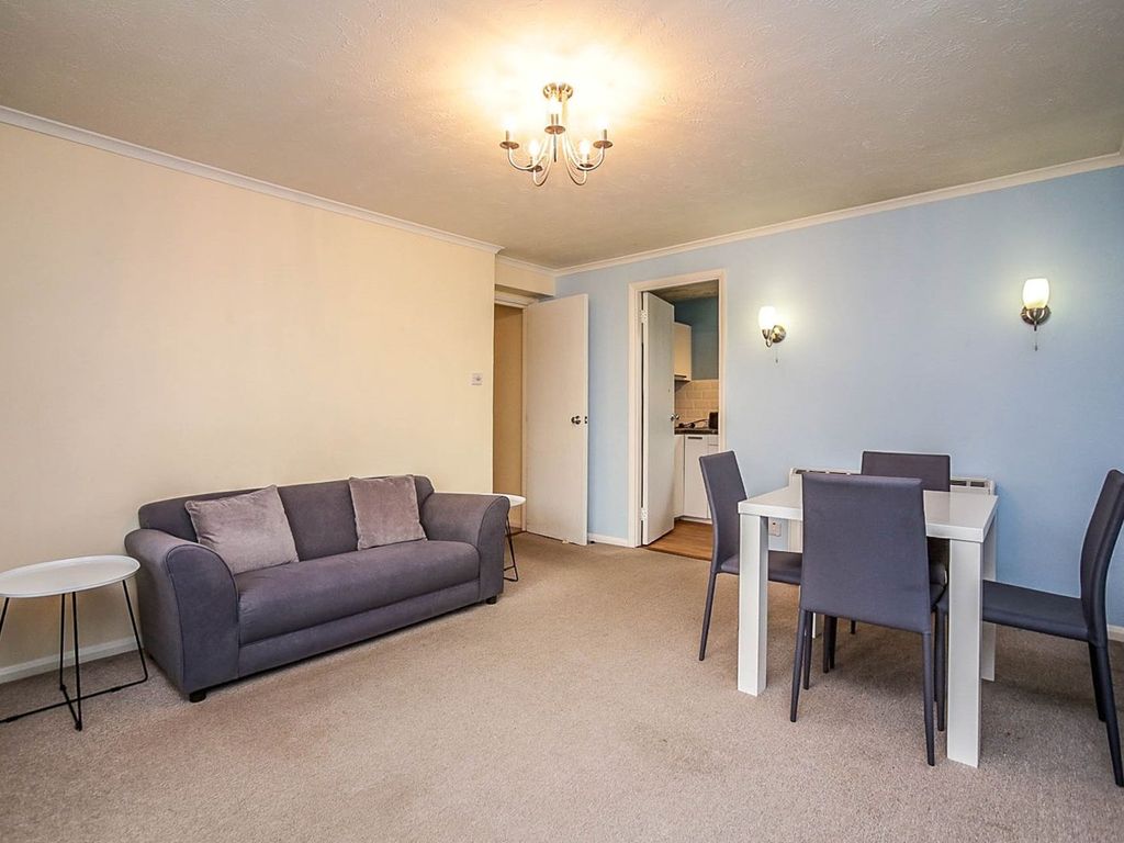 Chalkstone Close, Welling DA16  