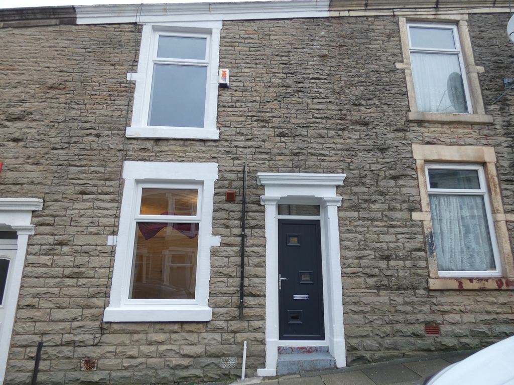 3 bed terraced house to rent in Snape Street, Darwen BB3, £695 pcm Zoopla