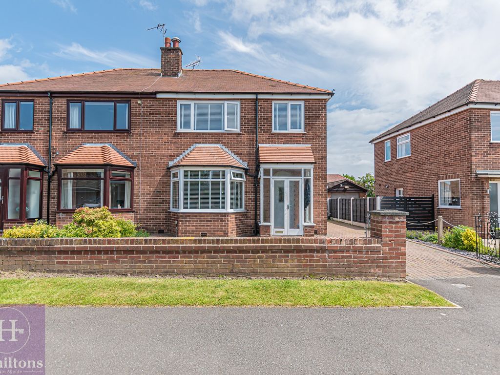 3 bed semidetached house for sale in Chestnut Drive, Pennington, Leigh, Greater Manchester. WN7