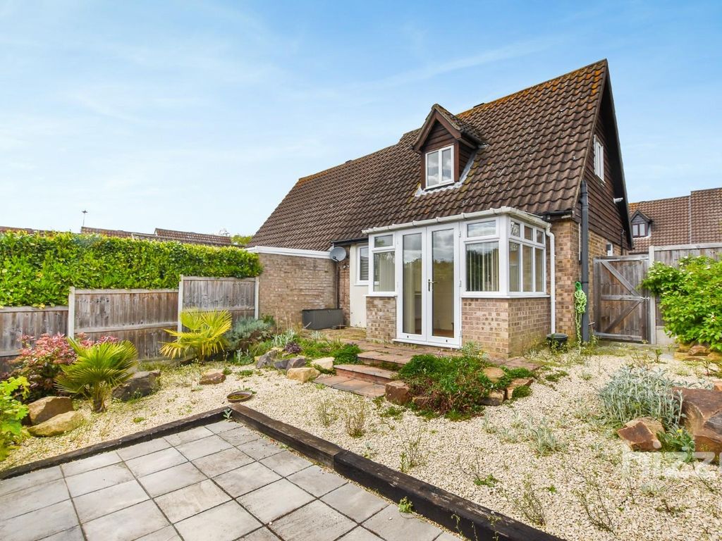 1 bed semidetached house for sale in Aylward Close, Hadleigh, Ipswich