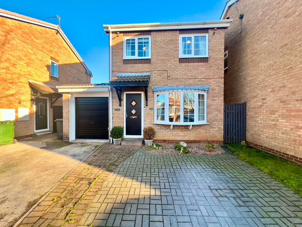 3 bed detached house to rent in Crossley Close, Maltby, Rotherham S66