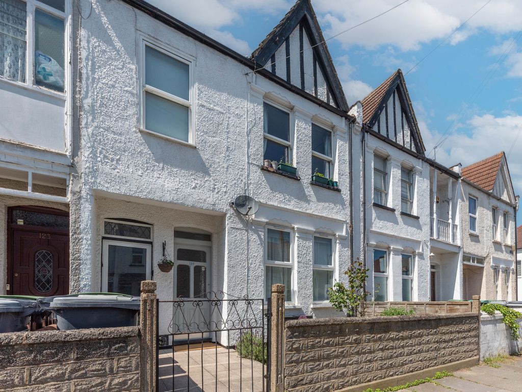 2 bed to rent in Sirdar Road, London N22 Zoopla