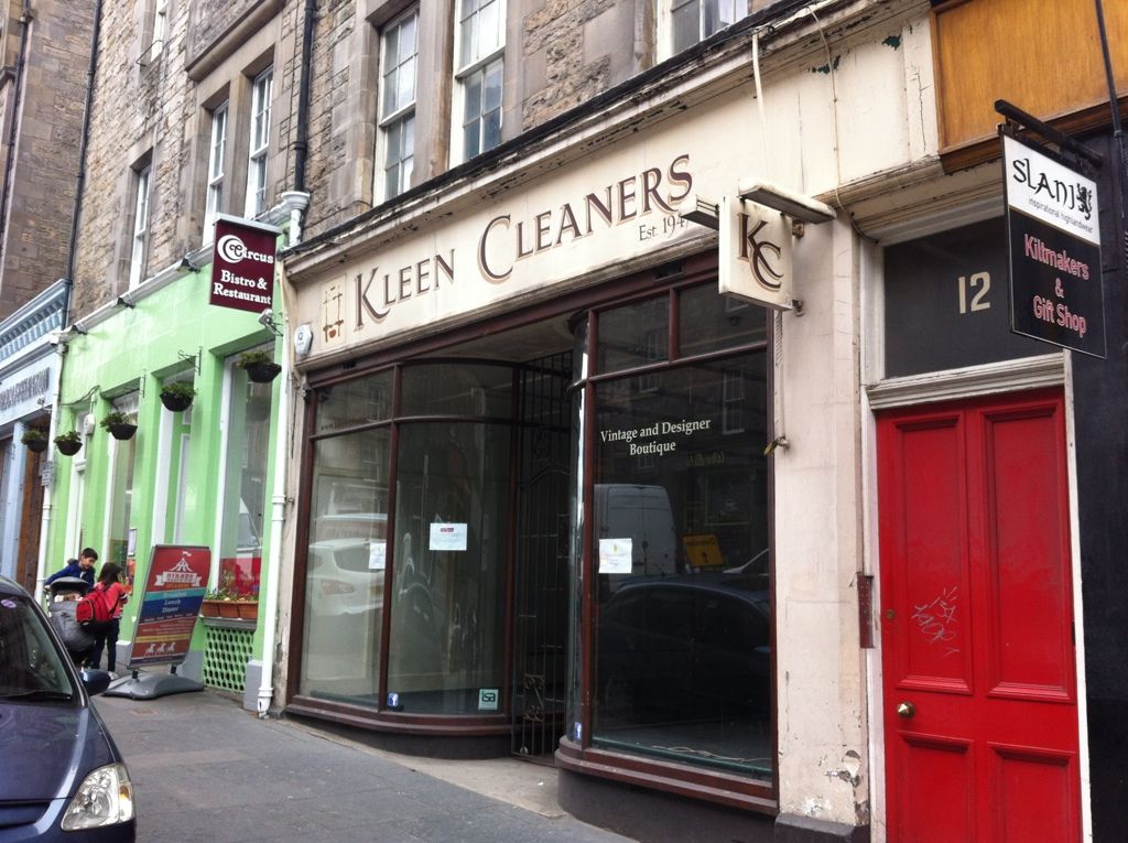 Retail premises to let in 10 St. Marys Street, Edinburgh, City Of