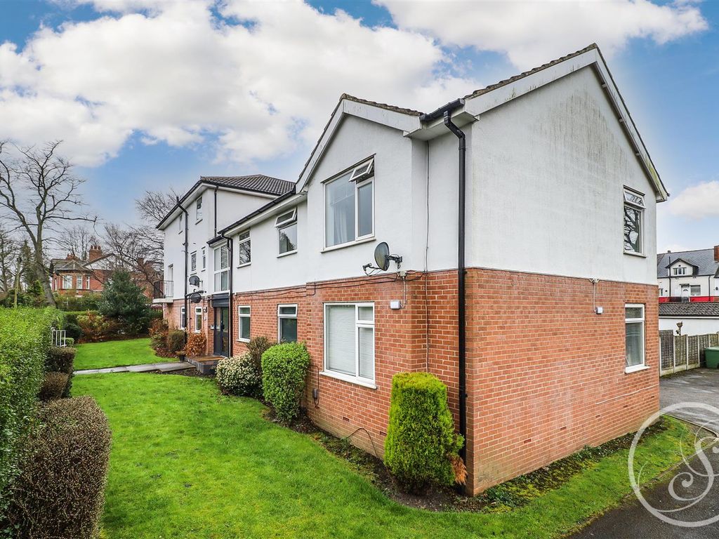 2 bed flat for sale in Street Lane, Moortown, Leeds LS17 Zoopla