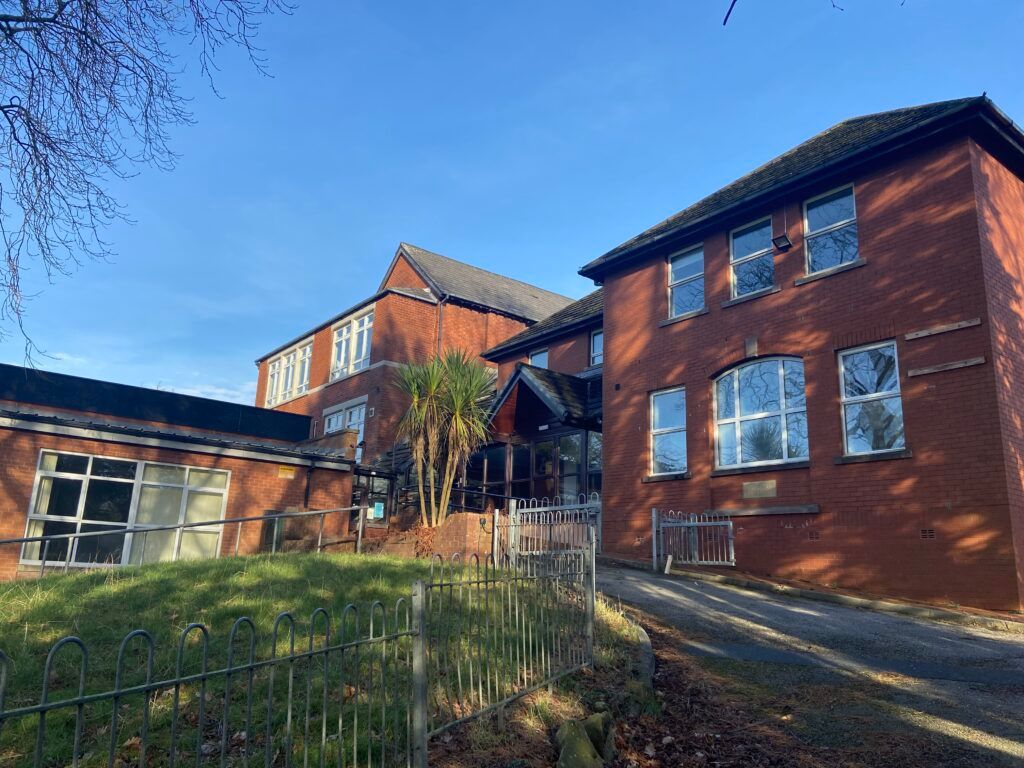 Leisure/hospitality to let in Beardwood Bank, Preston New Road