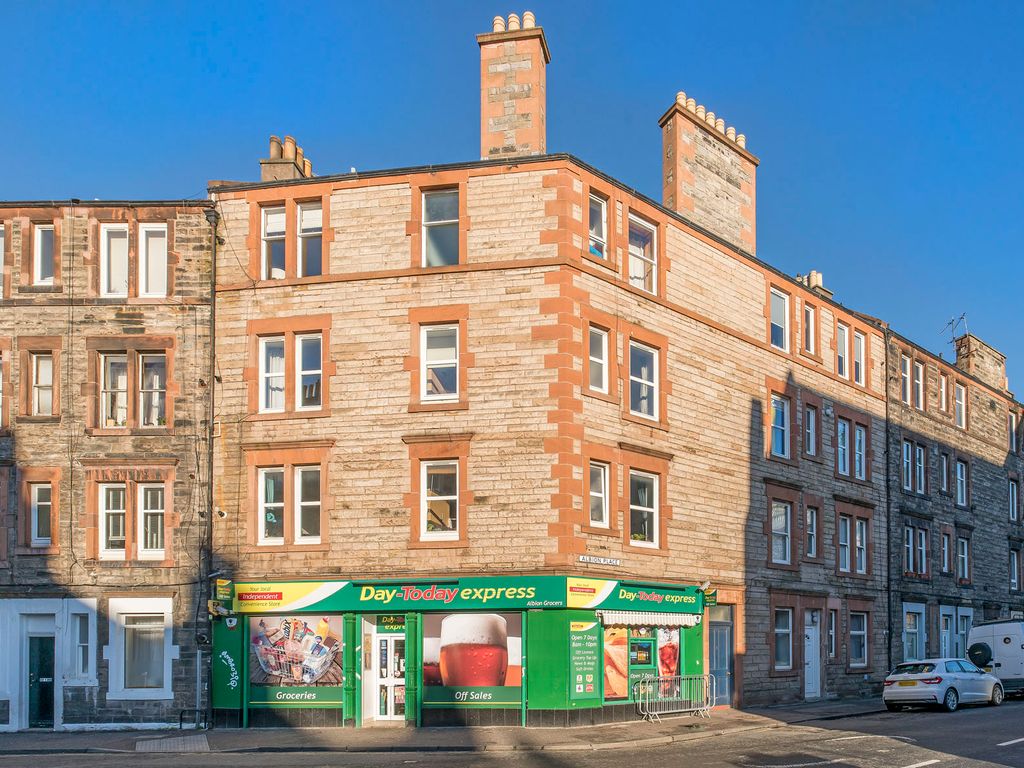 1/1 Albion Place, Easter Road EH7  