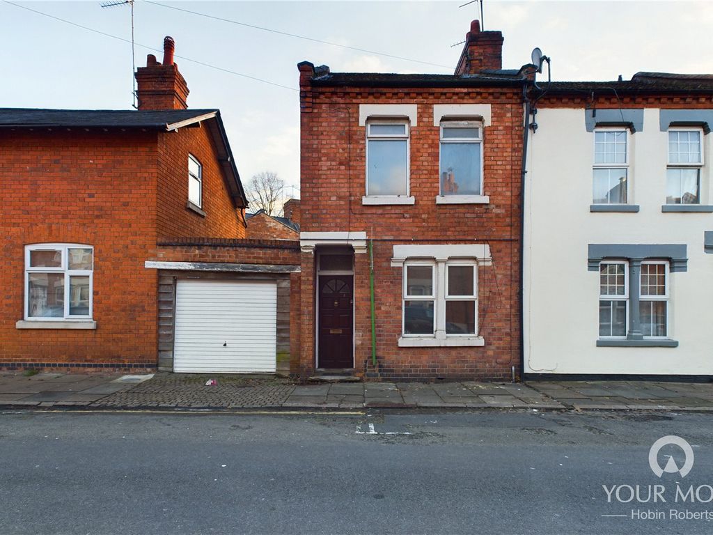 2 bed terraced house for sale in Victoria Gardens, Northampton NN1, £