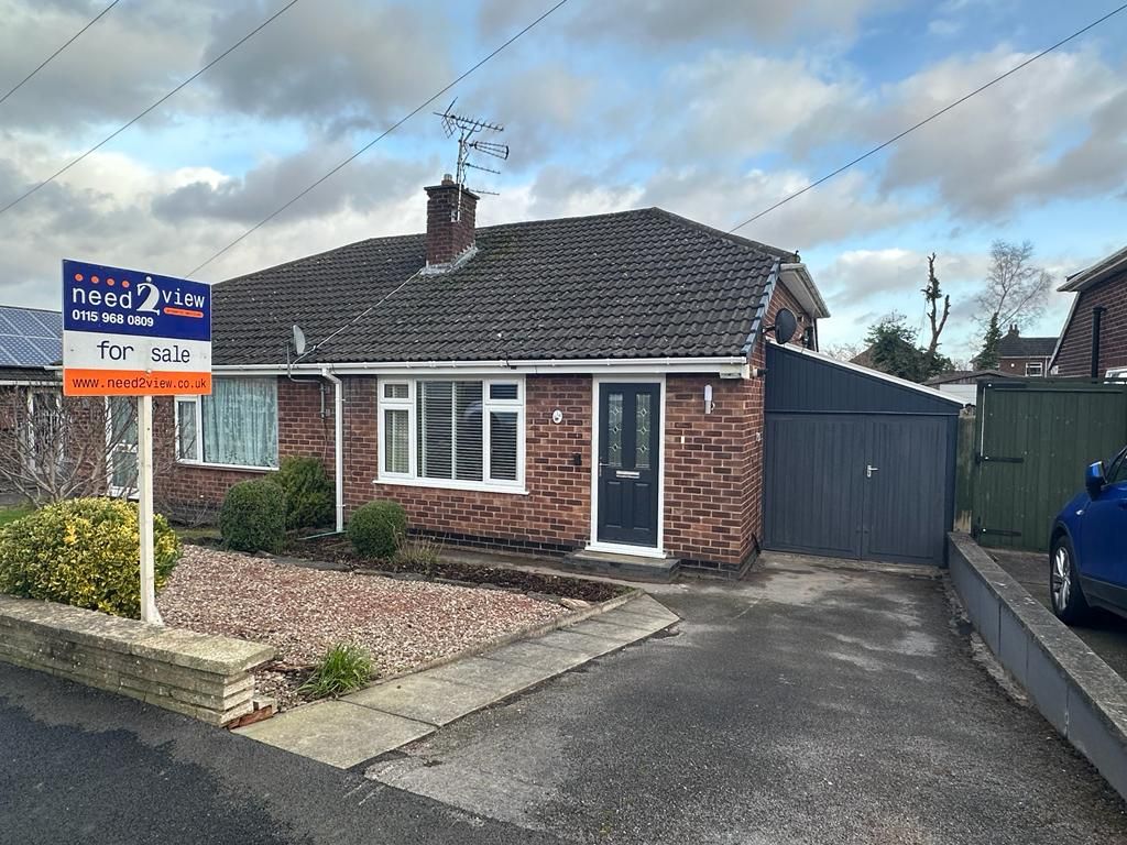 2 bed semidetached bungalow for sale in Windermere Road, Hucknall