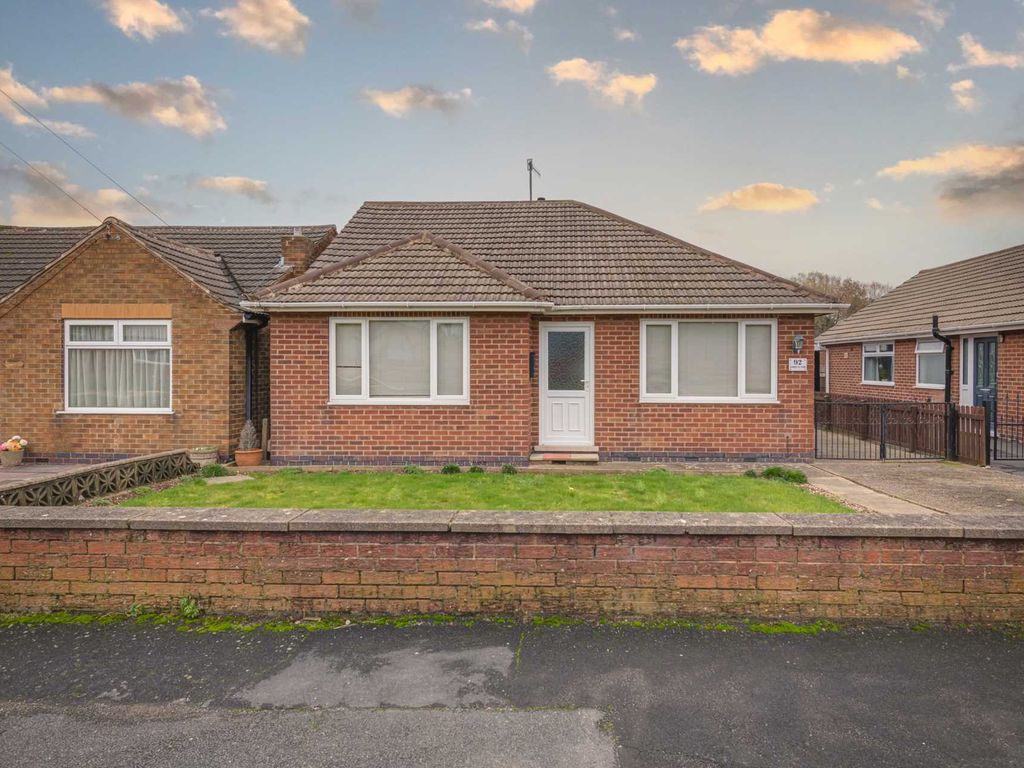 2 bed bungalow to rent in Springfield Gardens, Ilkeston DE7 Zoopla
