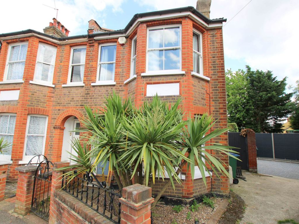3 bed end terrace house for sale in Parkgate Road, North Watford WD24