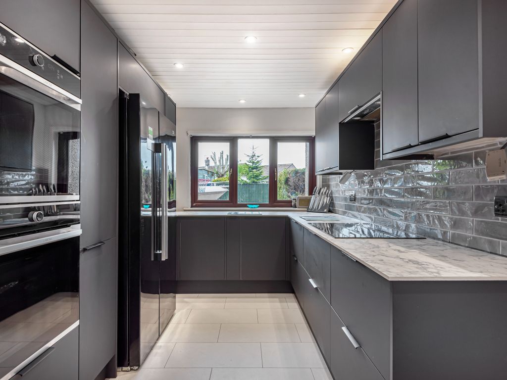 5 bed detached house for sale in Ash Drive, Hayle, Cornwall TR27 Zoopla