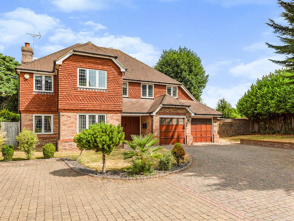 5 bed detached house for sale in Beechway, Meopham, Kent DA13 Zoopla