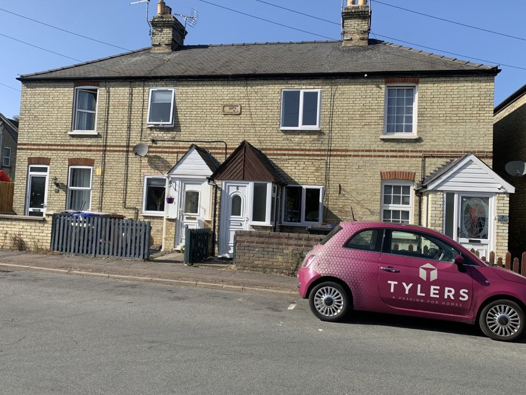 2 bed terraced house to rent in Croft Road, Newmarket CB8 Zoopla