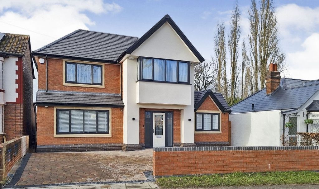 4 bed detached house for sale in Shirley Road, Acocks Green, Birmingham