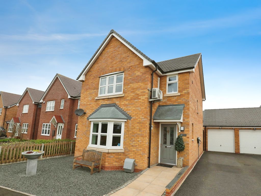 3 bed detached house for sale in Avon Way, Bidford On Avon