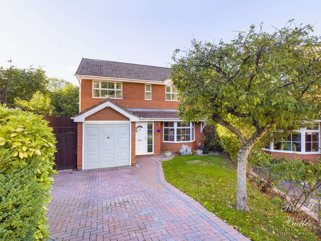 Willow Drive, Buckingham MK18  