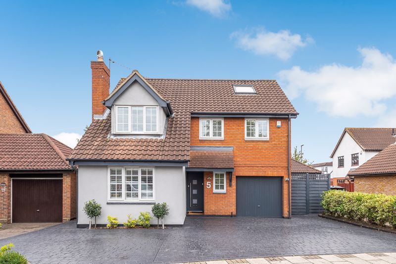 5 bed detached house for sale in Firside Grove, Sidcup DA15, £900,000