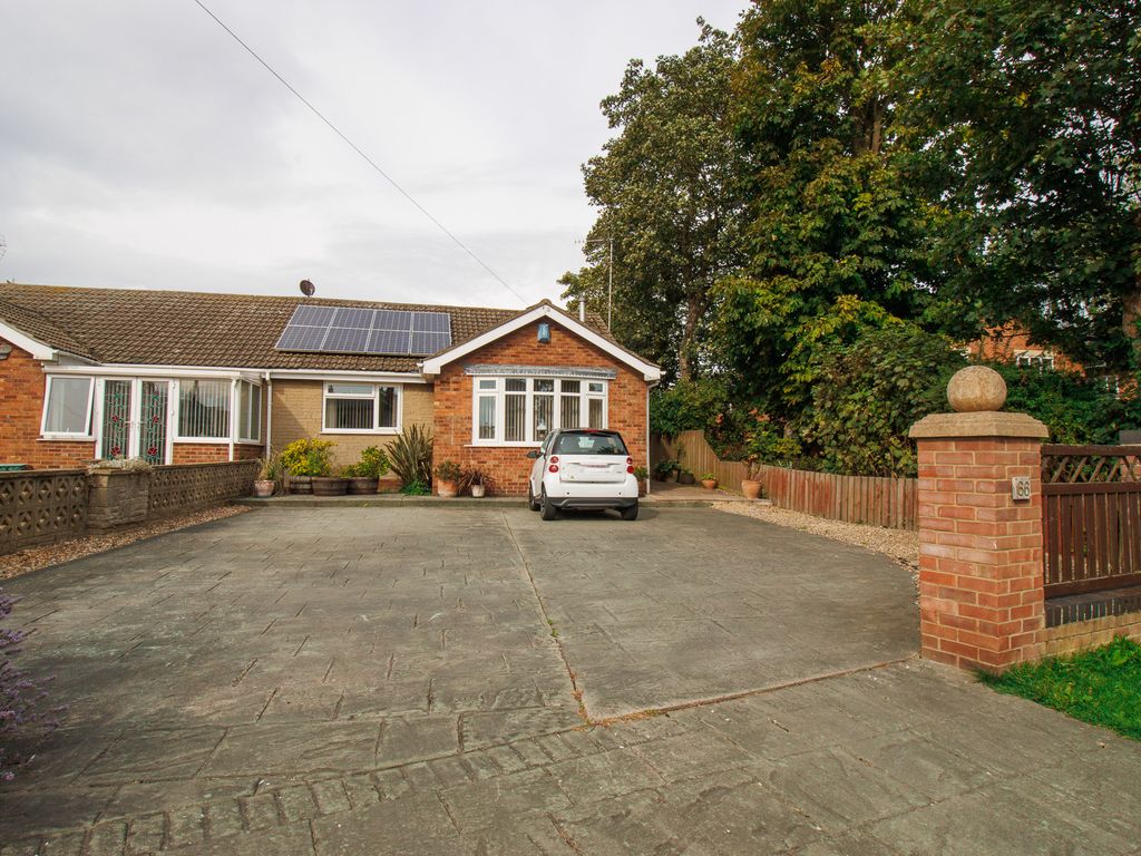 4 bed semidetached bungalow for sale in Scarborough Road, Filey YO14