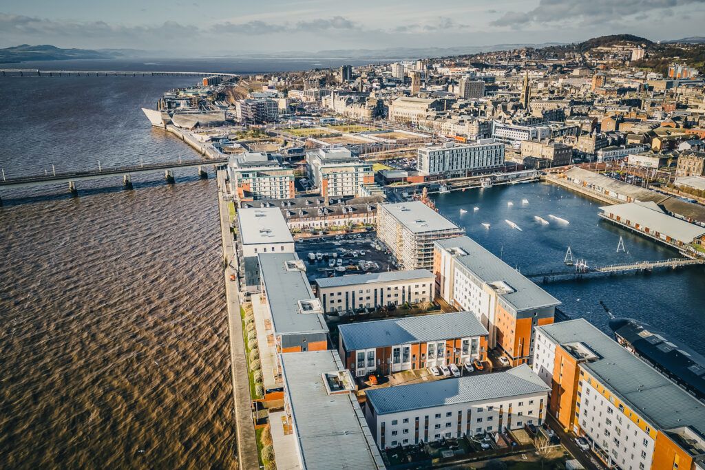 5 bed terraced house for sale in Thorter Way, Dundee DD1, £279,000 Zoopla