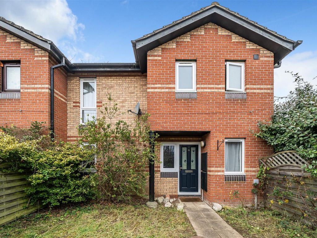 3 bed semidetached house for sale in Newland Road, Hornsey N8, £