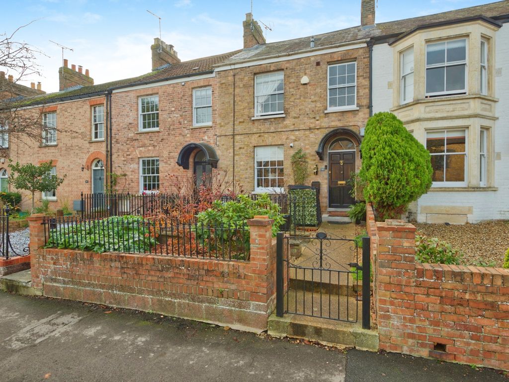 4 bed terraced house for sale in South Street, Taunton TA1, £380,000