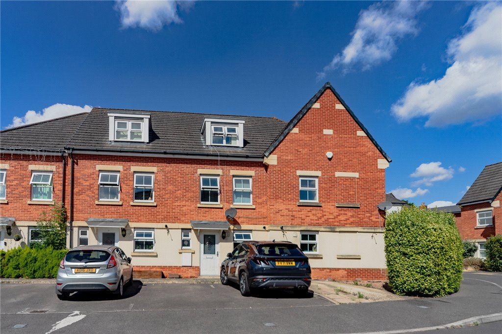 3 bed terraced house for sale in Aphelion Way, Shinfield, Reading RG2