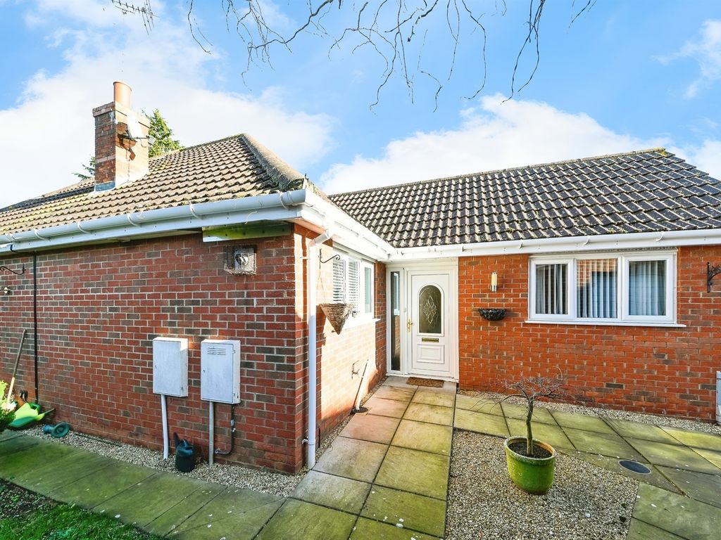 3 bed detached bungalow for sale in North Star Court, King's Lynn PE30