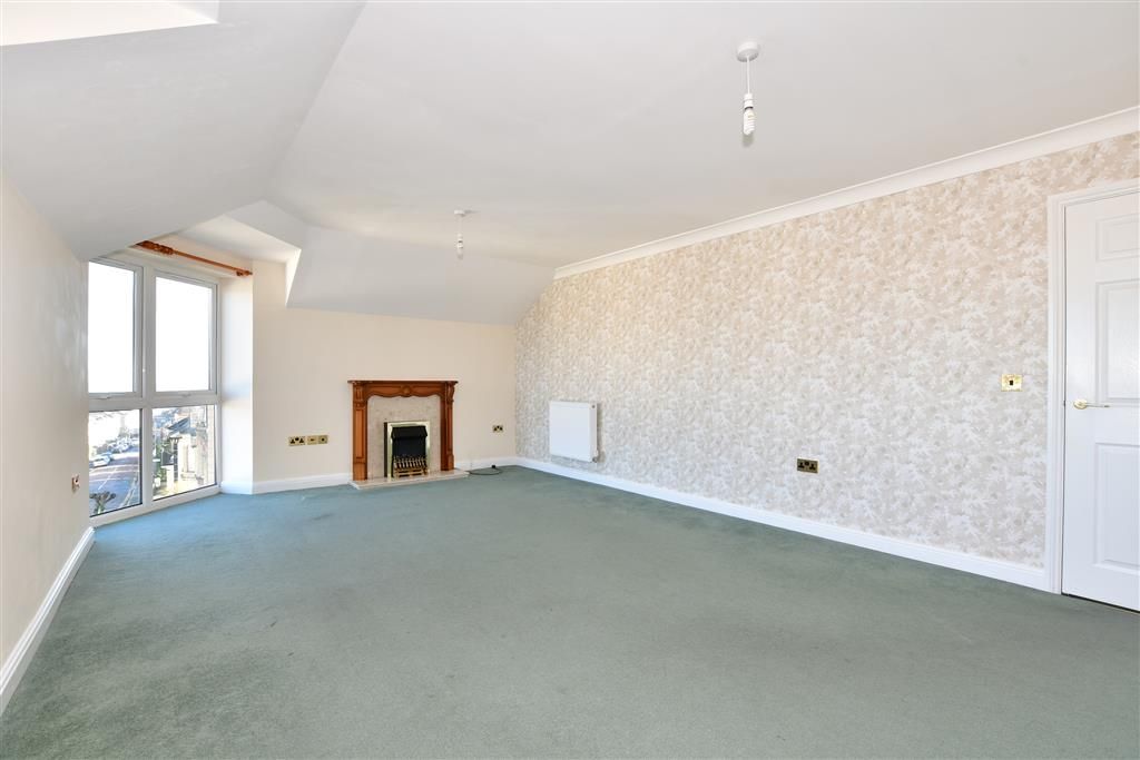 3 bed flat for sale in Regent Street, Shanklin, Isle Of Wight PO37 Zoopla