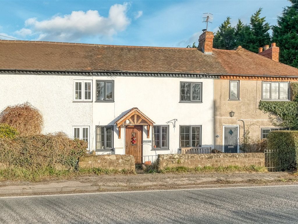 3 bed terraced house for sale in Kidderminster Road, Dodford