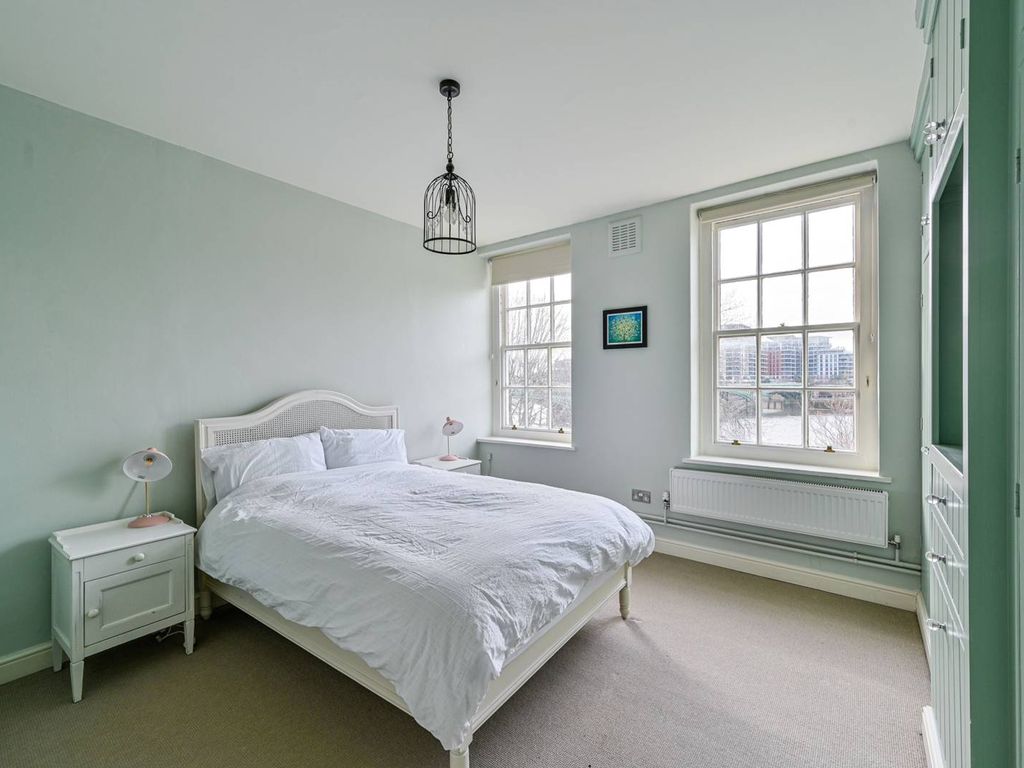 1 bed flat to rent in Vicarage Crescent, Battersea Square, London SW11 Zoopla