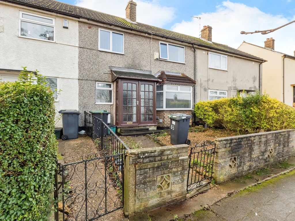 3 bed terraced house for sale in Phoenix Avenue, Gedling, Nottingham NG4, £150,000 Zoopla