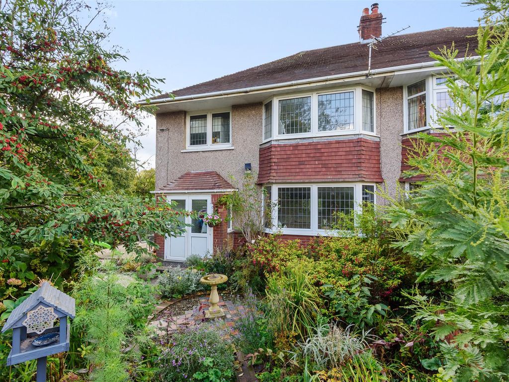 4 bed semidetached house for sale in Ynysnewydd Road, Derwen Fawr