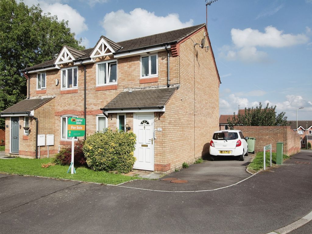 3 bed semidetached house for sale in Bron Las, Penpedairheol, Hengoed