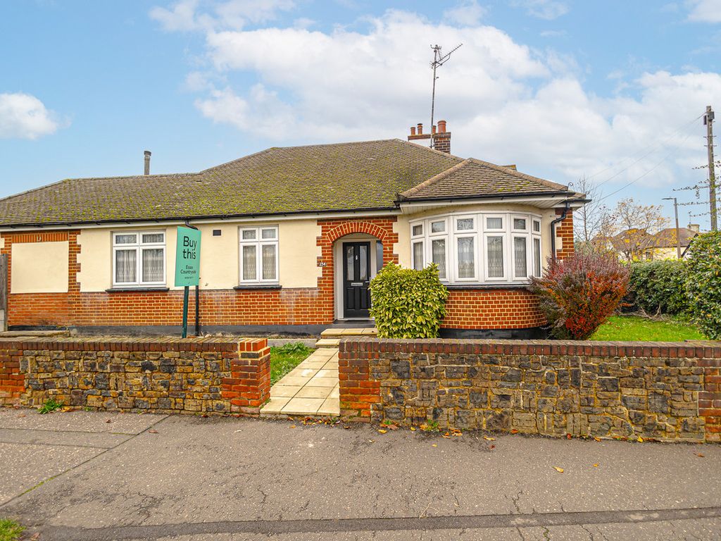 4 bed detached bungalow for sale in Southbourne Grove, WestcliffOnSea