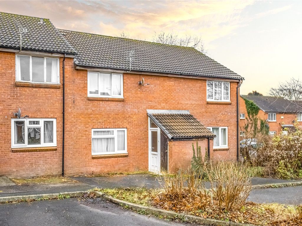 1 bed to rent in Frampton Close, Eastleaze, Swindon