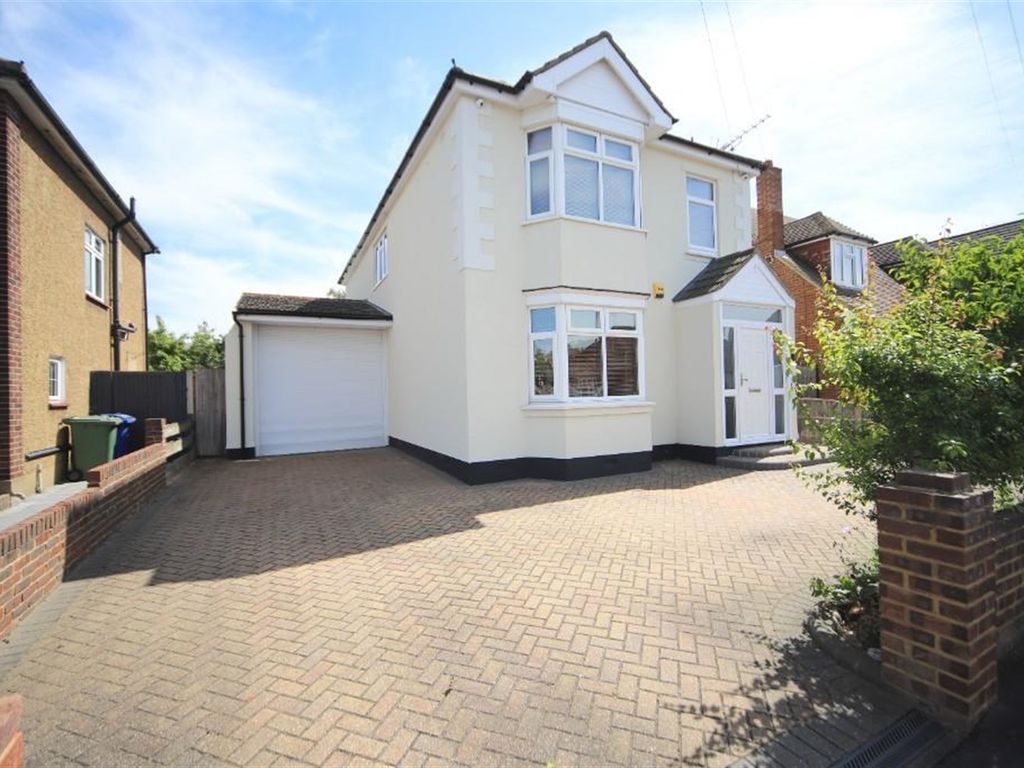5 bed detached house for sale in Fetherston Road, Corringham, Stanford