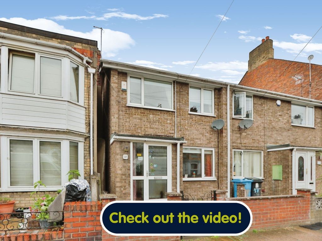 3 bed semidetached house for sale in Dover Street, Hull, East Riding