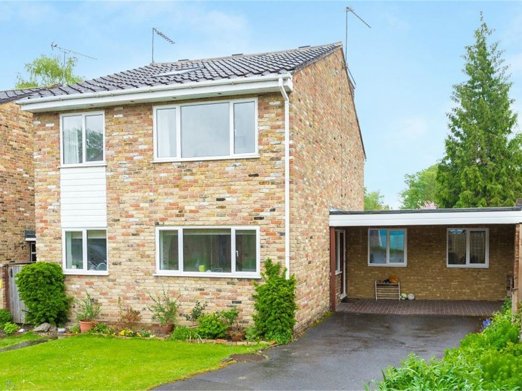 4 bed detached house for sale in Ash Grove, Stoke Poges SL2 Zoopla