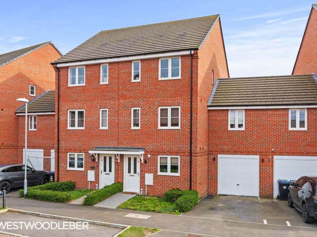 New home, 5 bed semidetached house for sale in Brice Gardens